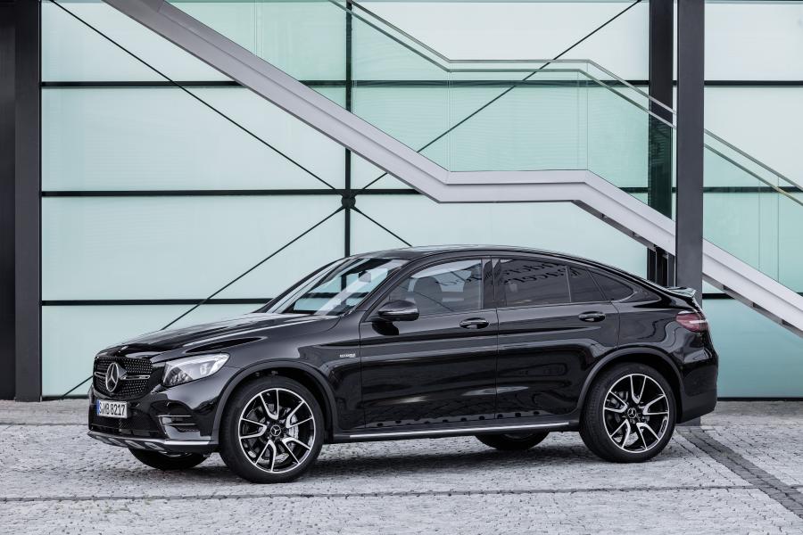  Mercedes-AMG GLC43 4Matic Coupe 2016 года  (WW) (фото 31 из 46)